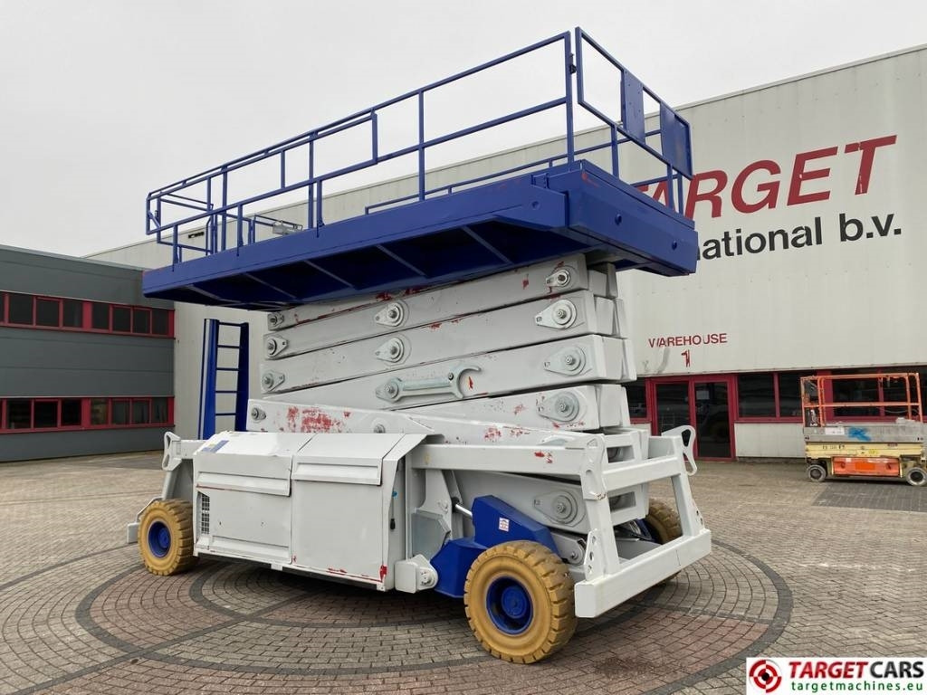 PB Lifttechnik S270-24E Electric 4x4 Scissor Work Lift 2725cm - Lift u obliku makaza: slika 4 PB Lifttechnik S270-24E Electric 4x4 Scissor Work Lift 2725cm - Lift u obliku makaza: slika 4