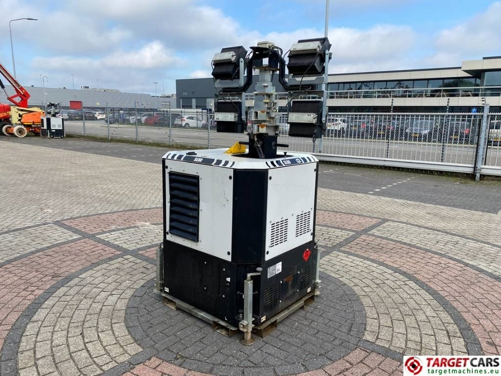 SMC SL80 Tower Light SL80K 4x300W Led - Toranj za osvetljenje: slika 2 SMC SL80 Tower Light SL80K 4x300W Led - Toranj za osvetljenje: slika 2