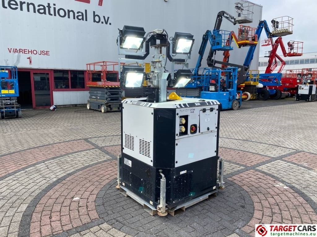 SMC SL80 Tower Light SL80K 4x300W Led - Toranj za osvetljenje: slika 1 SMC SL80 Tower Light SL80K 4x300W Led - Toranj za osvetljenje: slika 1