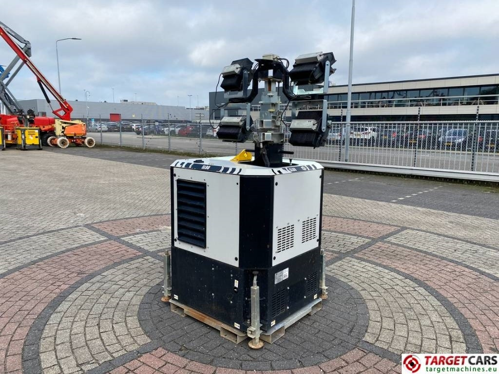 SMC SL80 Tower Light SL80K 4x300W Led - Toranj za osvetljenje: slika 2 SMC SL80 Tower Light SL80K 4x300W Led - Toranj za osvetljenje: slika 2