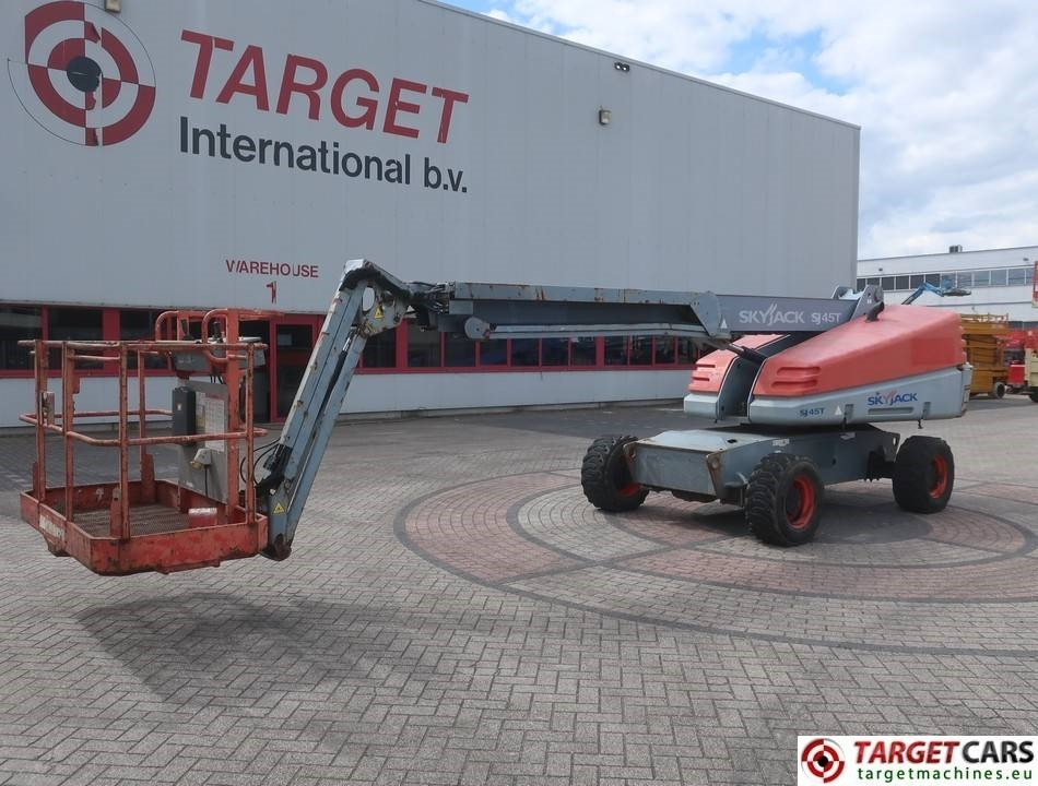 SkyJack SJ45T Telescopic 4x4 Diesel Boom Work LIft 1570cm - Teleskopska platforma: slika 1 SkyJack SJ45T Telescopic 4x4 Diesel Boom Work LIft 1570cm - Teleskopska platforma: slika 1