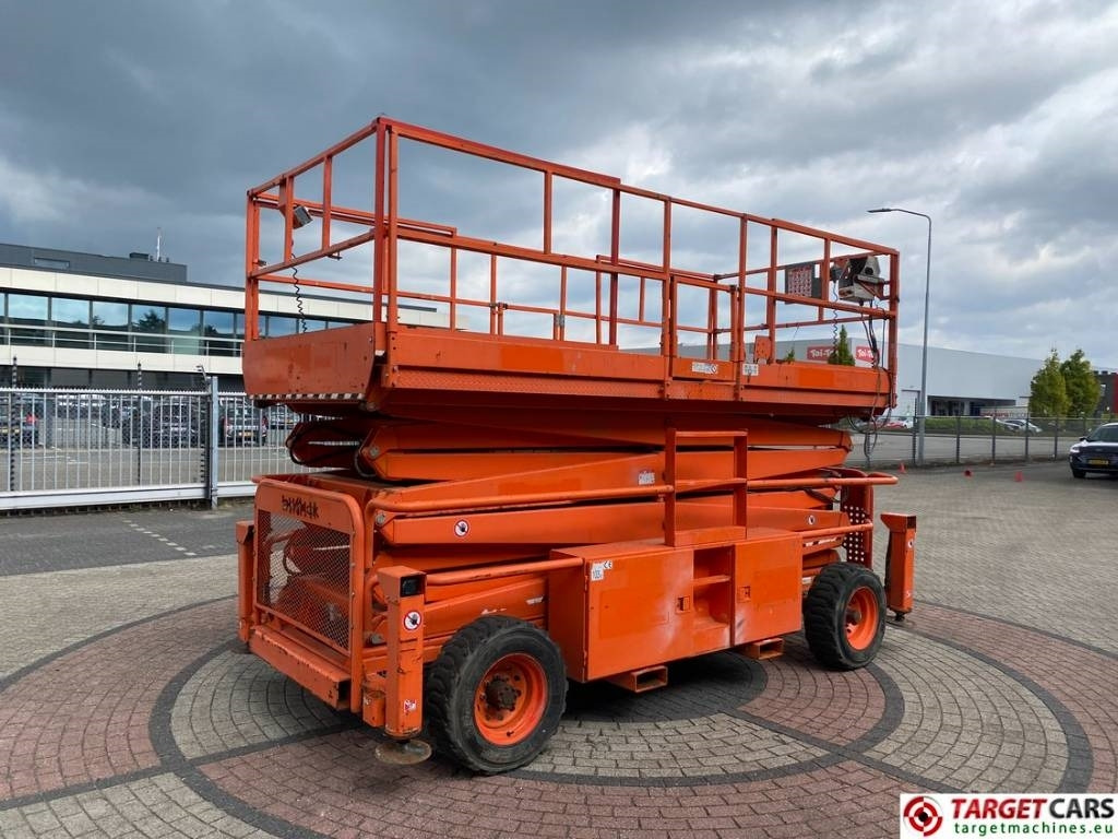SkyJack SJ9250 RT Diesel Scissor Work Lift 1720cm - Lift u obliku makaza: slika 3 SkyJack SJ9250 RT Diesel Scissor Work Lift 1720cm - Lift u obliku makaza: slika 3
