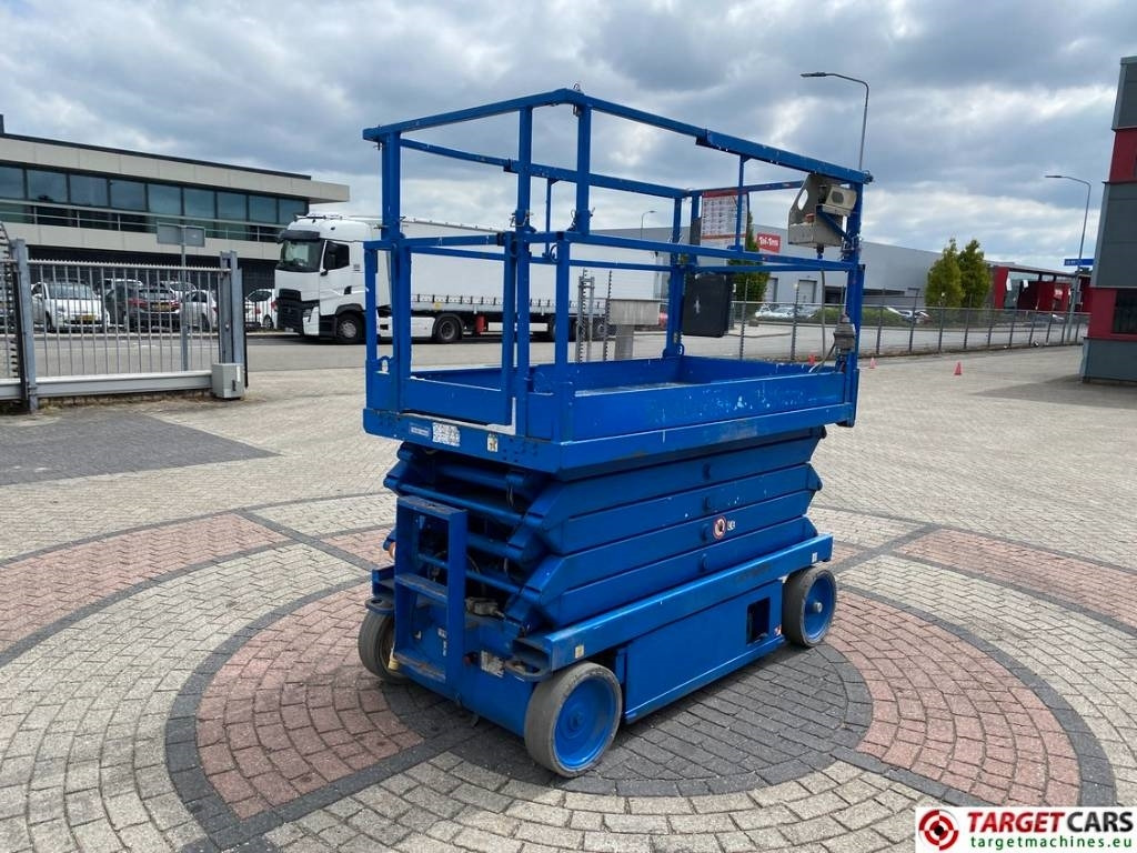 SkyJack SJIII-4632 Electric 4632 Scissor Work Lift 1170cm - Lift u obliku makaza: slika 3 SkyJack SJIII-4632 Electric 4632 Scissor Work Lift 1170cm - Lift u obliku makaza: slika 3