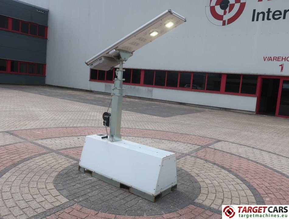 Trime X-Pole Tower Light 2x25W Led Solar Panel - Toranj za osvetljenje: slika 4 Trime X-Pole Tower Light 2x25W Led Solar Panel - Toranj za osvetljenje: slika 4