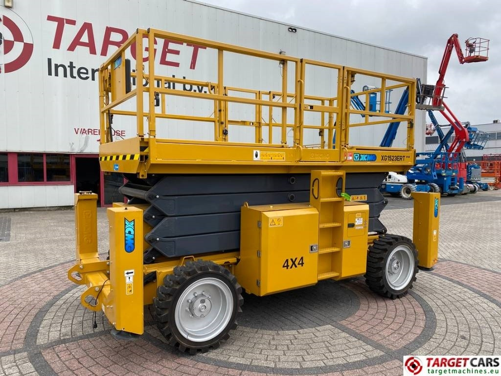 XCMG XG1523ERT Electric 4x4 Scissor Work Lift 1500cm - Lift u obliku makaza: slika 1 XCMG XG1523ERT Electric 4x4 Scissor Work Lift 1500cm - Lift u obliku makaza: slika 1