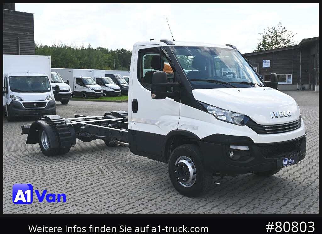 IVECO Daily 70C21 A8V/P Fahrgestell, Klima, Standheizung, - Kamion sa golom šasijom i zatvorenom kabinom: slika 1 IVECO Daily 70C21 A8V/P Fahrgestell, Klima, Standheizung, - Kamion sa golom šasijom i zatvorenom kabinom: slika 1