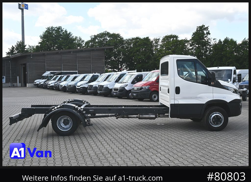 Kamion sa golom šasijom i zatvorenom kabinom IVECO Daily 70C21 A8V/P Fahrgestell, Klima, Standheizung,: slika 8