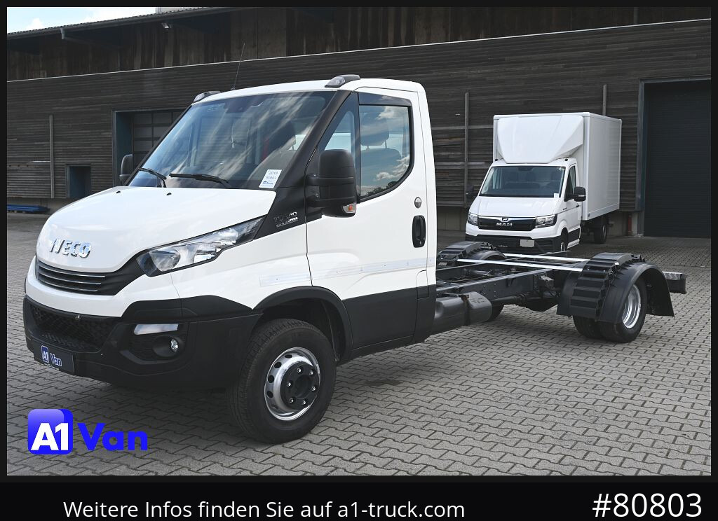 Kamion sa golom šasijom i zatvorenom kabinom IVECO Daily 70C21 A8V/P Fahrgestell, Klima, Standheizung,: slika 13