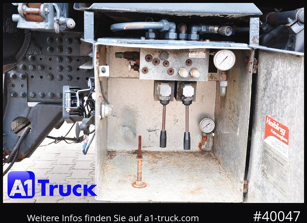 IVECO Iveco AT 260S42Y Getreidekipper Schleuse - Istovarivač: slika 2 IVECO Iveco AT 260S42Y Getreidekipper Schleuse - Istovarivač: slika 2