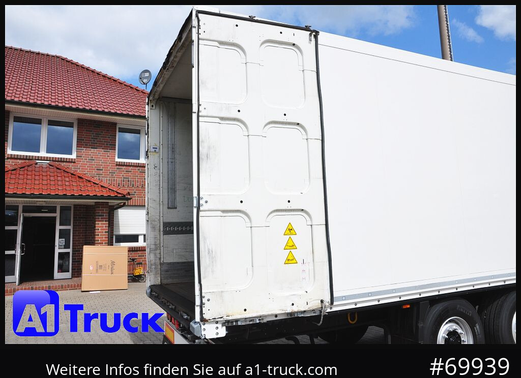 KRONE SDK 27, Koffer, 154.431km, Zurrösen, 1 Vorbesitzer - Poluprikolica sa zatvorenim sandukom: slika 5 KRONE SDK 27, Koffer, 154.431km, Zurrösen, 1 Vorbesitzer - Poluprikolica sa zatvorenim sandukom: slika 5