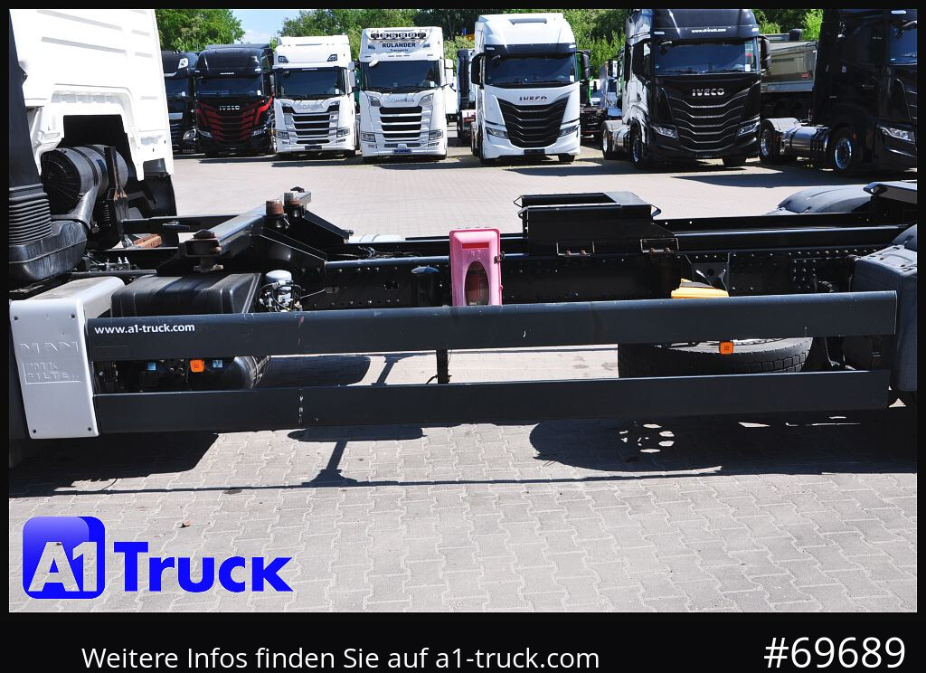 MAN TGA 18,360, BDF, 7,45, 5 Sitzer, 190 tkm - Kamion za prevoz kontejnera/ Kamion sa promenjivim sandukom: slika 2 MAN TGA 18,360, BDF, 7,45, 5 Sitzer, 190 tkm - Kamion za prevoz kontejnera/ Kamion sa promenjivim sandukom: slika 2
