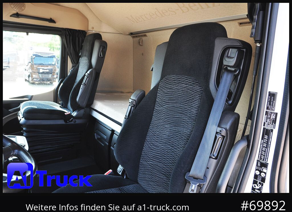 MERCEDES-BENZ 2548, Multi BDF, Wechsler, 7.45-7.82, MIDI, LIftachse - Kamion za prevoz kontejnera/ Kamion sa promenjivim sandukom: slika 4 MERCEDES-BENZ 2548, Multi BDF, Wechsler, 7.45-7.82, MIDI, LIftachse - Kamion za prevoz kontejnera/ Kamion sa promenjivim sandukom: slika 4