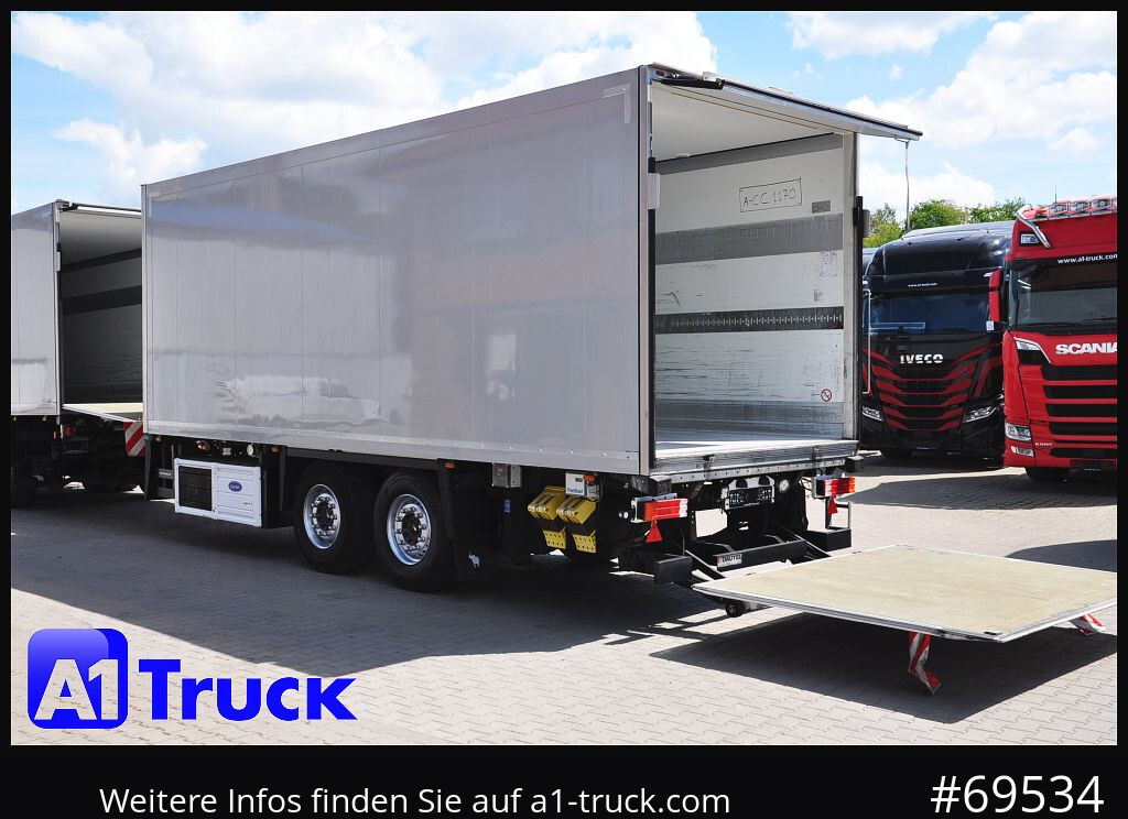 SCHMITZ ZKO 18 Tandem Carrier 850 U durchladbar - Prikolica hladnjače: slika 3 SCHMITZ ZKO 18 Tandem Carrier 850 U durchladbar - Prikolica hladnjače: slika 3
