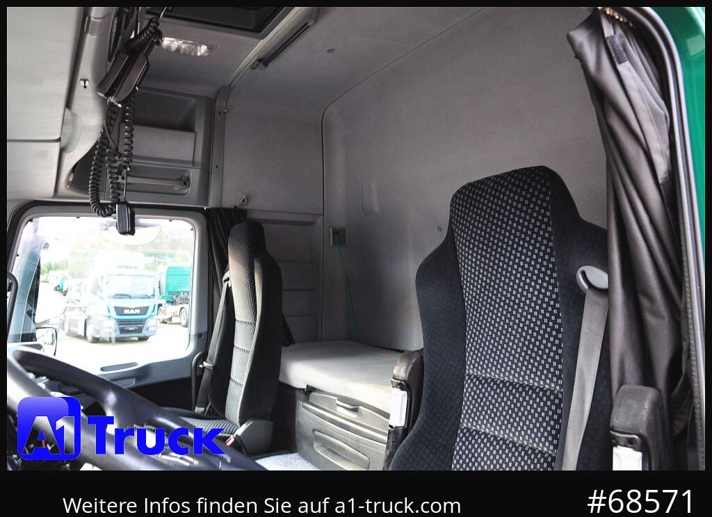 MERCEDES-BENZ Actros 4160, V8, Schwerlast 250to. 8x4, - Tegljač: slika 3 MERCEDES-BENZ Actros 4160, V8, Schwerlast 250to. 8x4, - Tegljač: slika 3