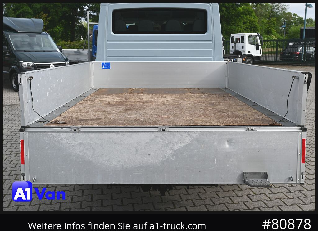 VOLKSWAGEN Crafter 35 Pritsche Doka, AHK, 7-Sitzer, Heckantrieb - Dostavno vozilo sa otvorenom sandukom, Dostavno vozilo sa duplom kabinom: slika 2 VOLKSWAGEN Crafter 35 Pritsche Doka, AHK, 7-Sitzer, Heckantrieb - Dostavno vozilo sa otvorenom sandukom, Dostavno vozilo sa duplom kabinom: slika 2