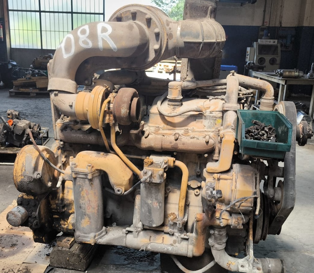 Caterpillar 3406 Motore usato completo di convertitore e pompe - Motor i delovi za Građevinska mašina: slika 2 Caterpillar 3406 Motore usato completo di convertitore e pompe - Motor i delovi za Građevinska mašina: slika 2