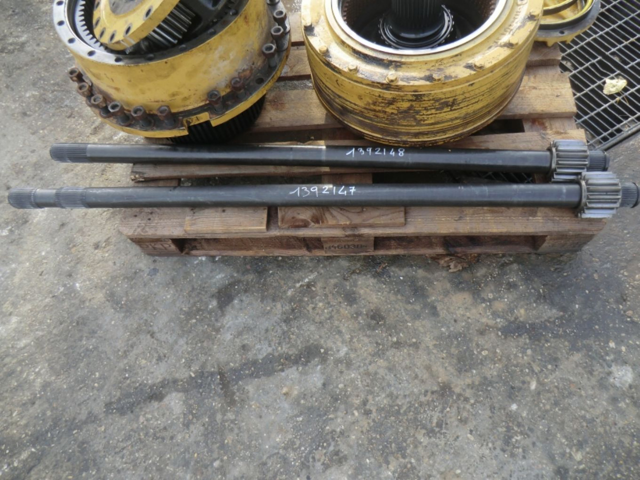 Caterpillar 735 Semiasse con una filettatura - Transmisija za Građevinska mašina: slika 1 Caterpillar 735 Semiasse con una filettatura - Transmisija za Građevinska mašina: slika 1