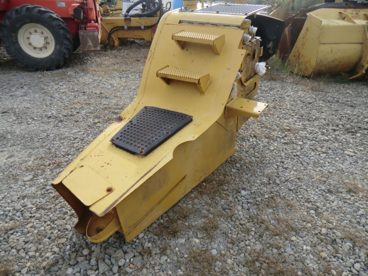 Caterpillar 735 Serbatoio gasolio - Rezervoar za gorivo za Građevinska mašina: slika 5 Caterpillar 735 Serbatoio gasolio - Rezervoar za gorivo za Građevinska mašina: slika 5