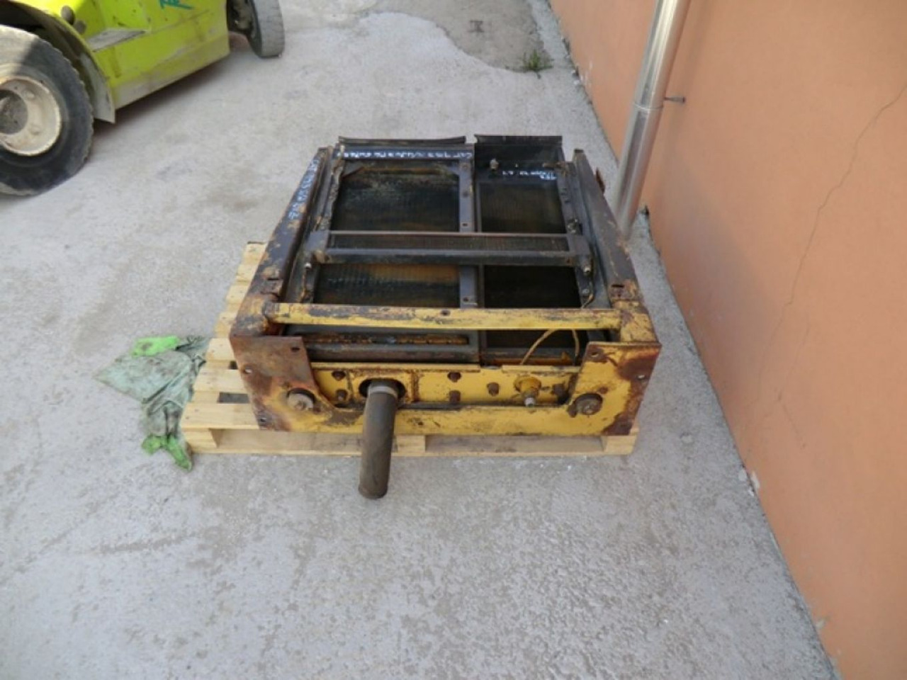 Caterpillar 953 RADIATORE ACQUA - Radijator za Građevinska mašina: slika 3 Caterpillar 953 RADIATORE ACQUA - Radijator za Građevinska mašina: slika 3