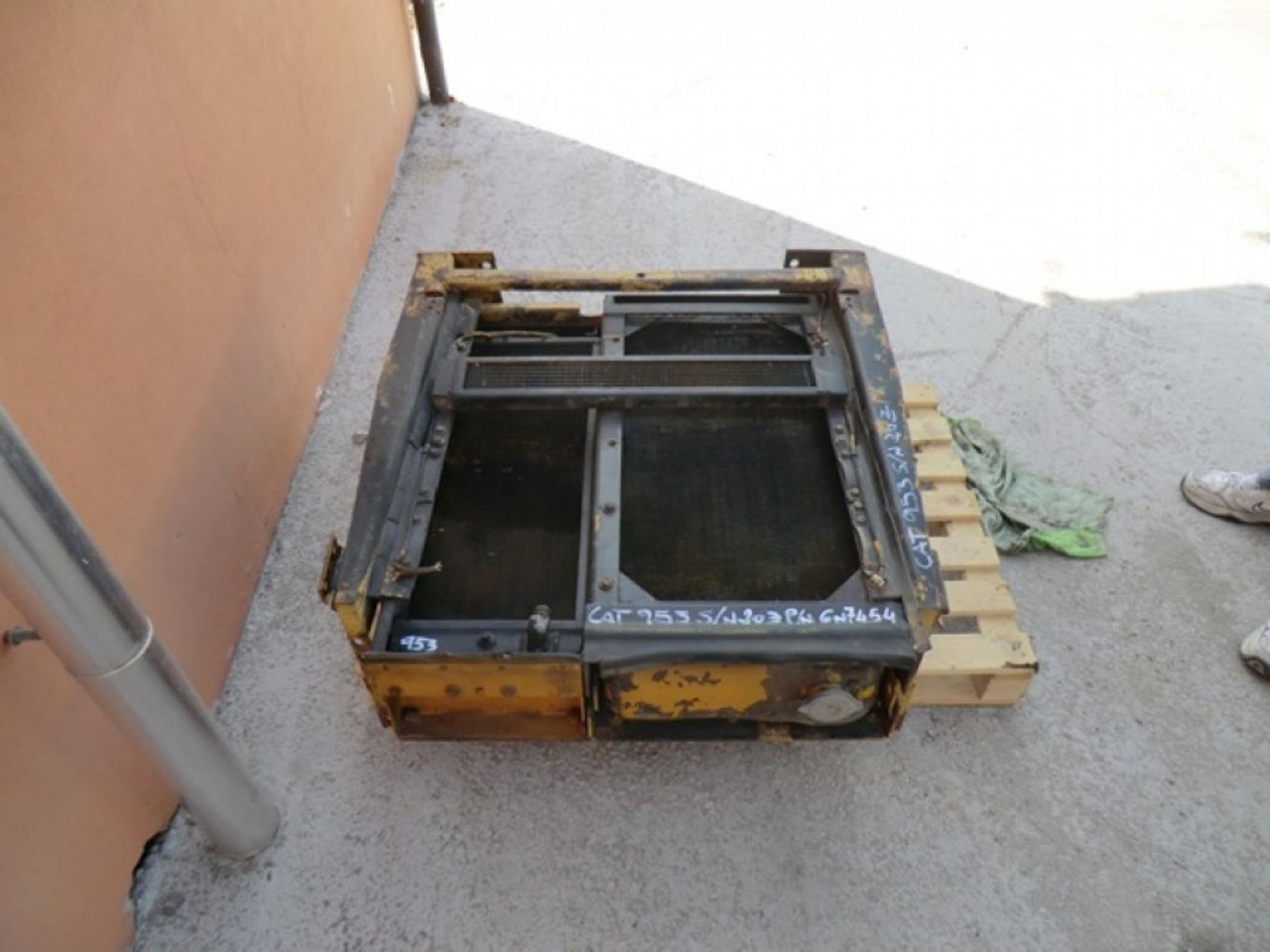 Caterpillar 953 RADIATORE ACQUA - Radijator za Građevinska mašina: slika 1 Caterpillar 953 RADIATORE ACQUA - Radijator za Građevinska mašina: slika 1