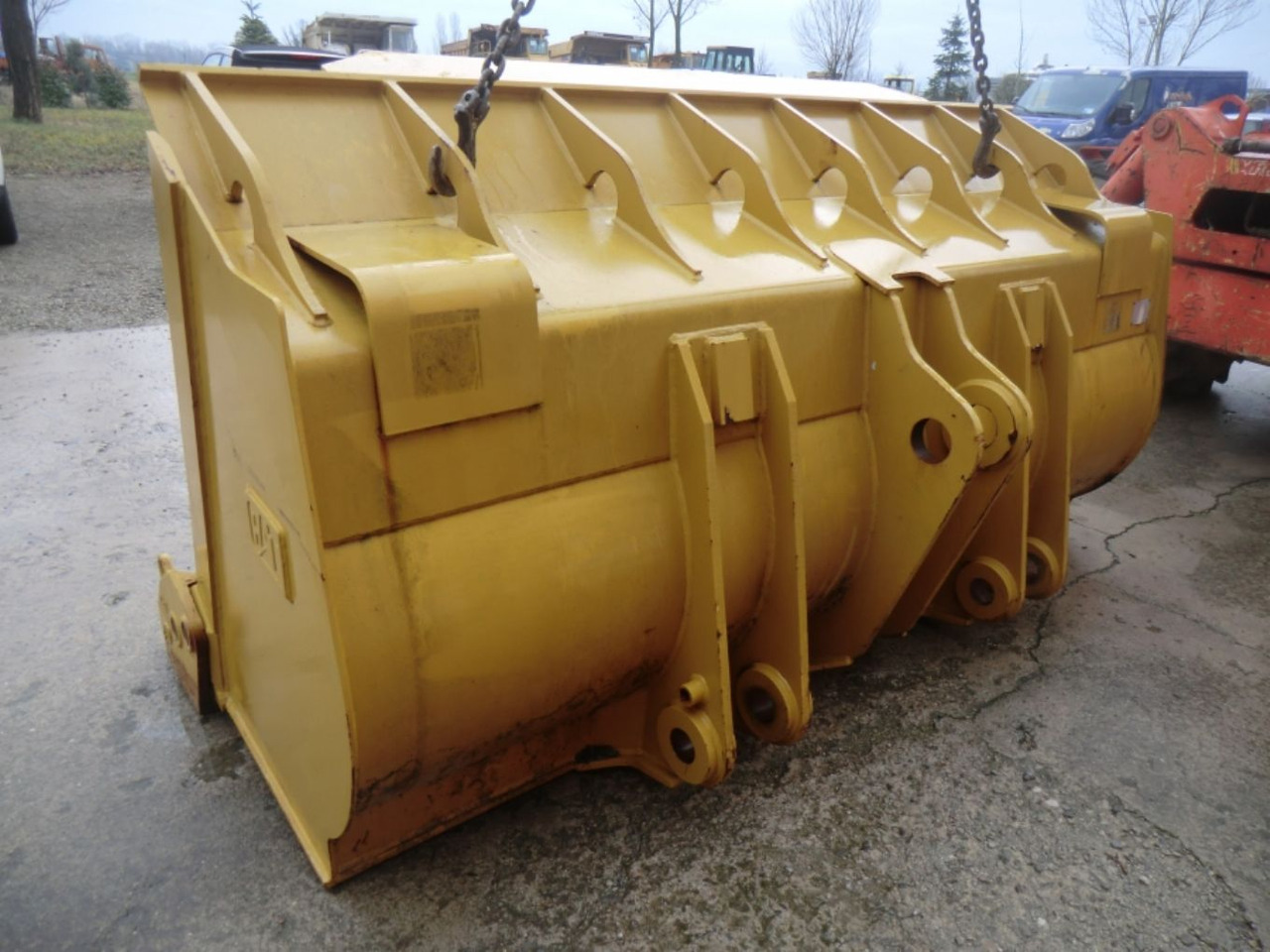 Caterpillar 963D Benna come nuova, completa di segmenti. - Utovarna kašika: slika 4 Caterpillar 963D Benna come nuova, completa di segmenti. - Utovarna kašika: slika 4