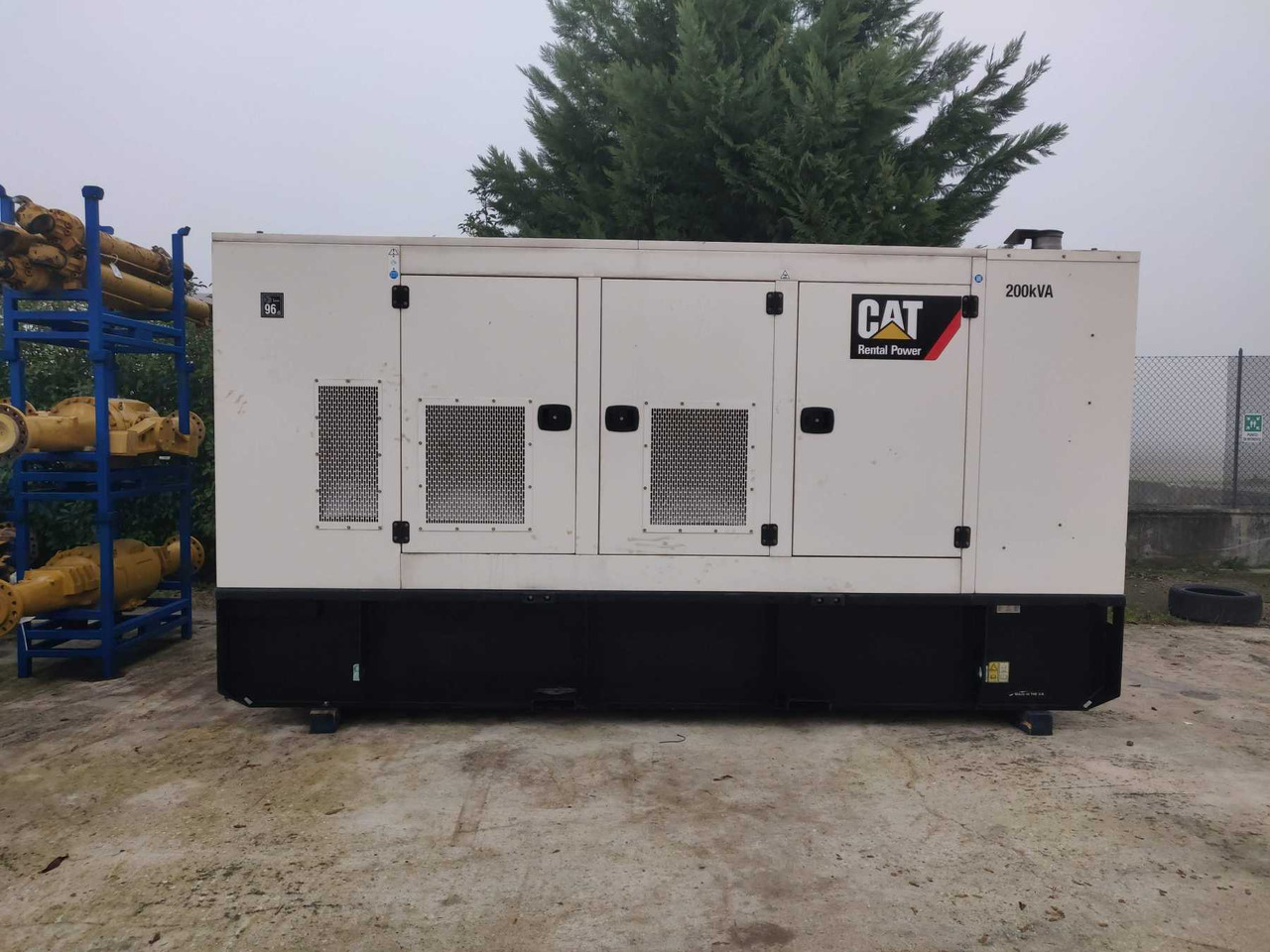 Caterpillar Olympian XQE200 - Set generatora: slika 1 Caterpillar Olympian XQE200 - Set generatora: slika 1