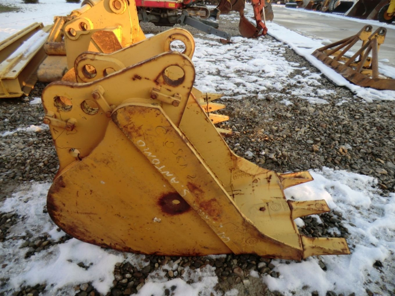 Mantovani Benne L 221 GP Benna con denti, larghezza mm 600. - Kašika za bager: slika 3 Mantovani Benne L 221 GP Benna con denti, larghezza mm 600. - Kašika za bager: slika 3