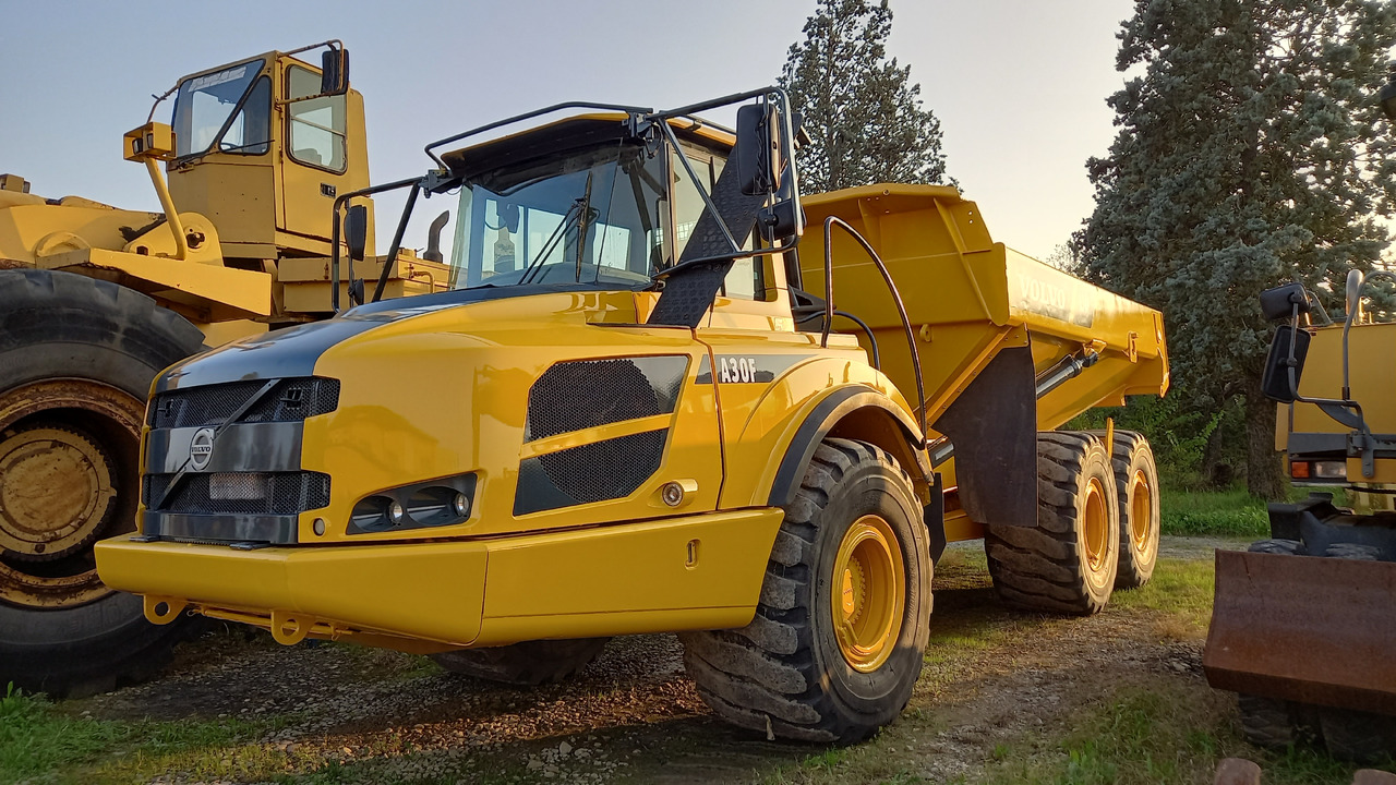 VOLVO A30F - Zglobni kiper: slika 4 VOLVO A30F - Zglobni kiper: slika 4