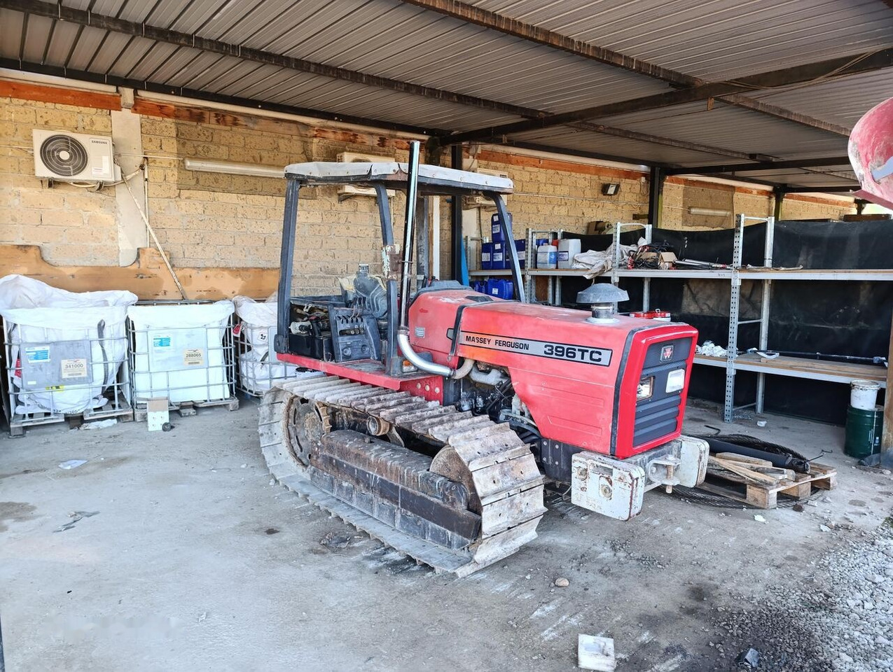 Massey Ferguson 396 TC - Traktor guseničar: slika 2 Massey Ferguson 396 TC - Traktor guseničar: slika 2