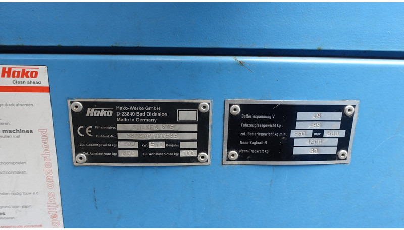 Hako Sherpa S/5 48 volts met acculader - Vučno vozilo: slika 5 Hako Sherpa S/5 48 volts met acculader - Vučno vozilo: slika 5