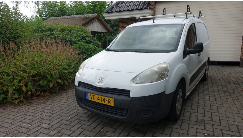 Peugeot Partner HDI - Furgon: slika 1 Peugeot Partner HDI - Furgon: slika 1