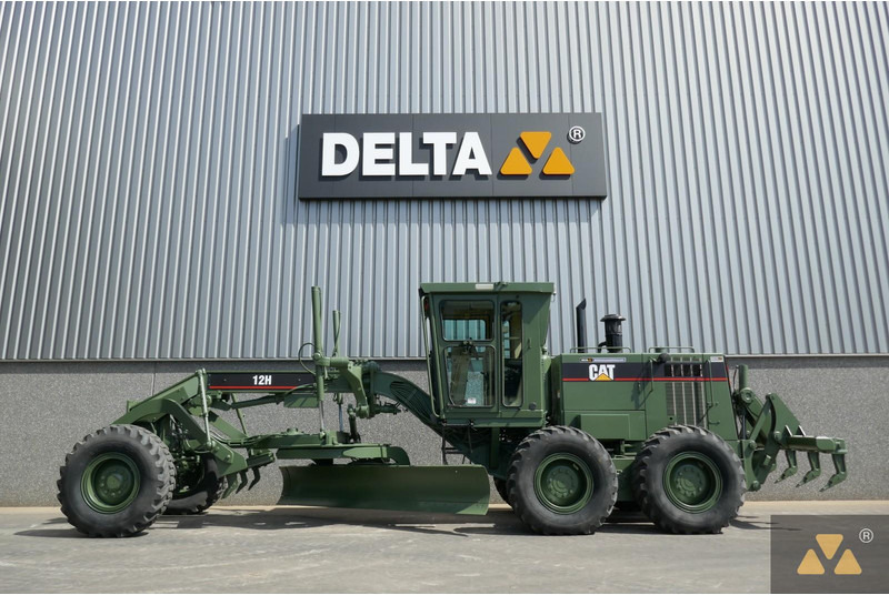 Caterpillar 12H Ex-military - Grejder: slika 1 Caterpillar 12H Ex-military - Grejder: slika 1