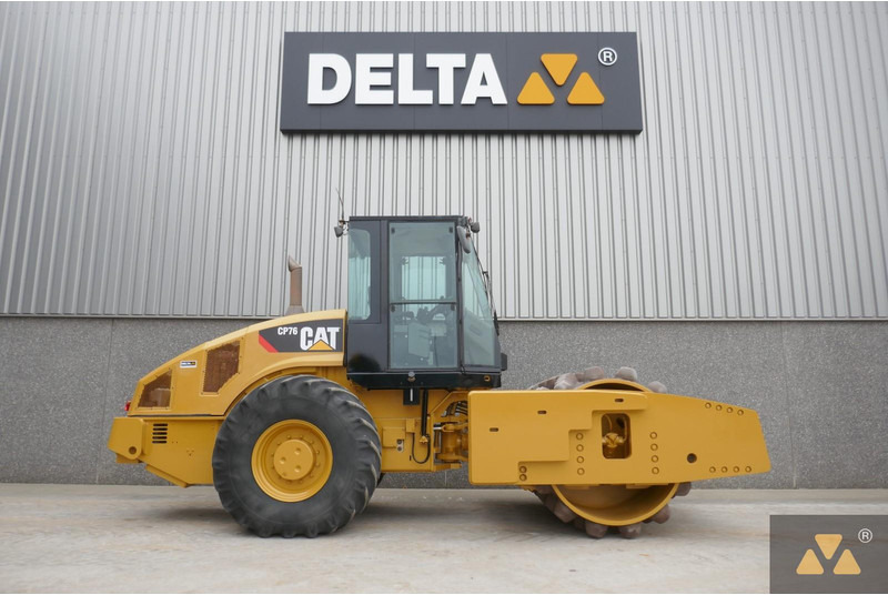 Caterpillar CP76 - Valjak: slika 2 Caterpillar CP76 - Valjak: slika 2