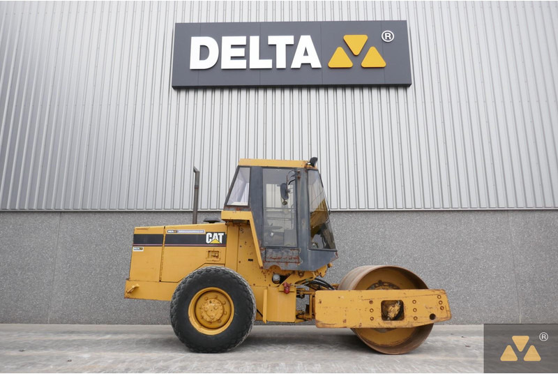 Caterpillar CS433C - Valjak: slika 2 Caterpillar CS433C - Valjak: slika 2