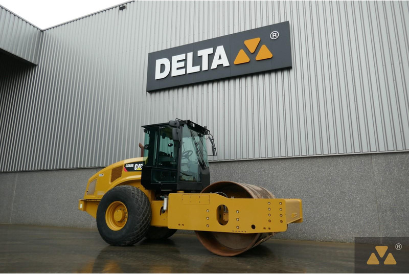 Caterpillar CS68B - Valjak: slika 3 Caterpillar CS68B - Valjak: slika 3