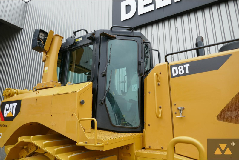 Buldožer Caterpillar D8T: slika 17