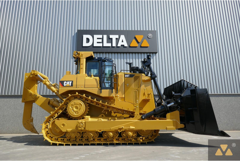 Caterpillar D9T - Buldožer: slika 2 Caterpillar D9T - Buldožer: slika 2