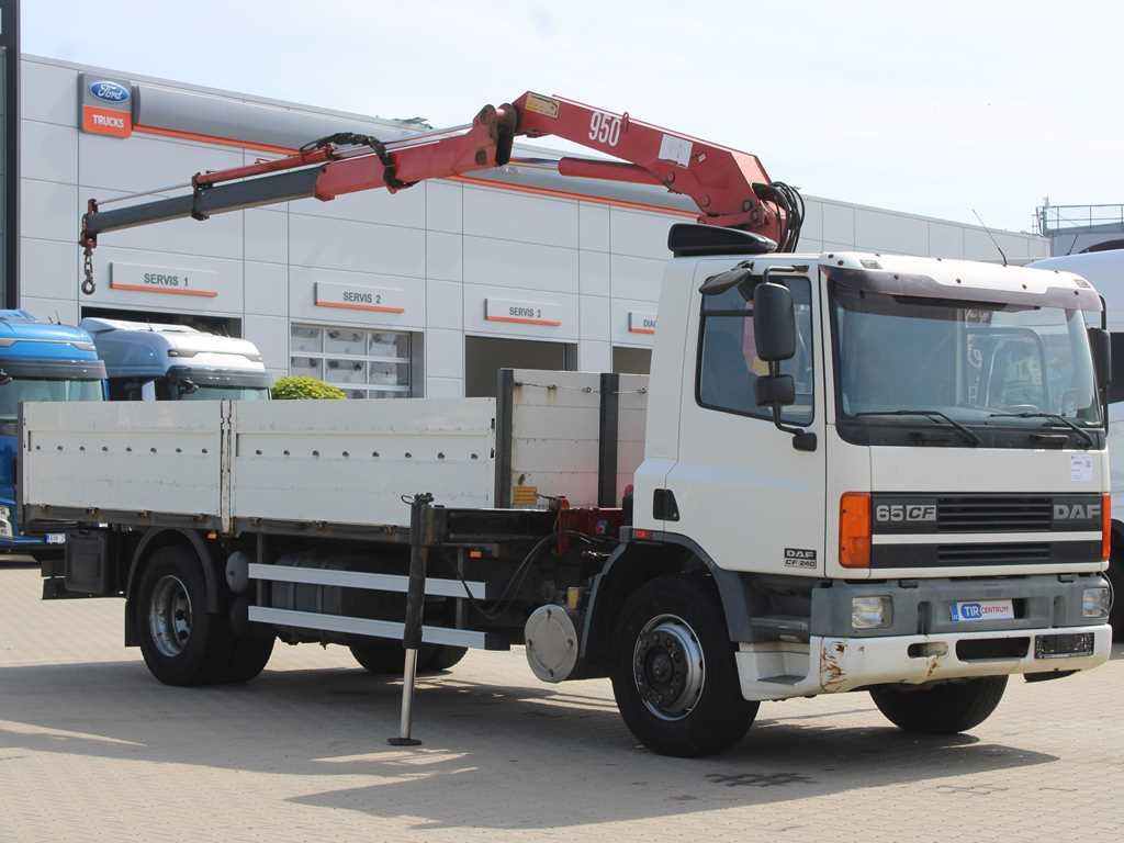 DAF CF 240, CRANE HMF 953 K2, PNEU 80% - Kamion sa dizalicom: slika 2 DAF CF 240, CRANE HMF 953 K2, PNEU 80% - Kamion sa dizalicom: slika 2