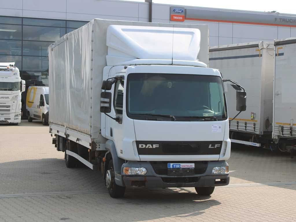 DAF FA LF 45.220, EURO 3, SIDEWALLS, TAIL LIFT - Kamion sa ceradom: slika 2 DAF FA LF 45.220, EURO 3, SIDEWALLS, TAIL LIFT - Kamion sa ceradom: slika 2