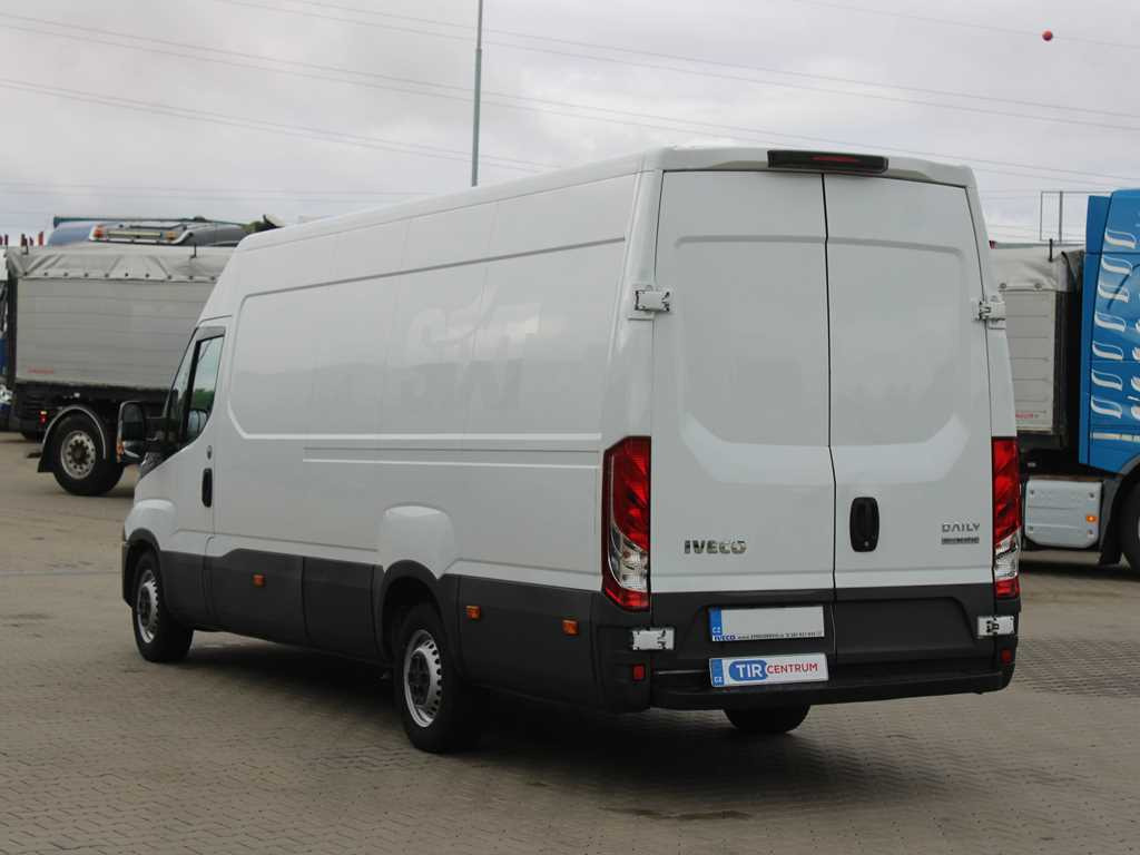 Iveco Daily 35S16 - Furgon: slika 5 Iveco Daily 35S16 - Furgon: slika 5