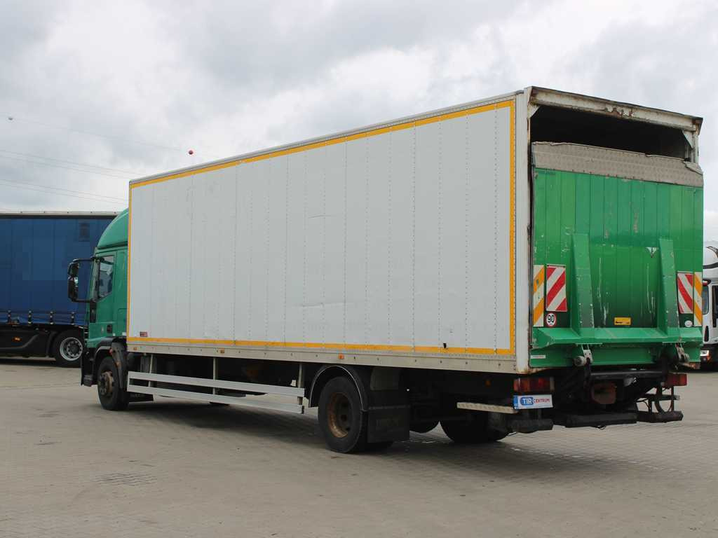 Iveco EUROCARGO ML 160E28, EURO 4, HYDRAULIC FRONT - Kamion sa zatvorenim sandukom: slika 4 Iveco EUROCARGO ML 160E28, EURO 4, HYDRAULIC FRONT - Kamion sa zatvorenim sandukom: slika 4