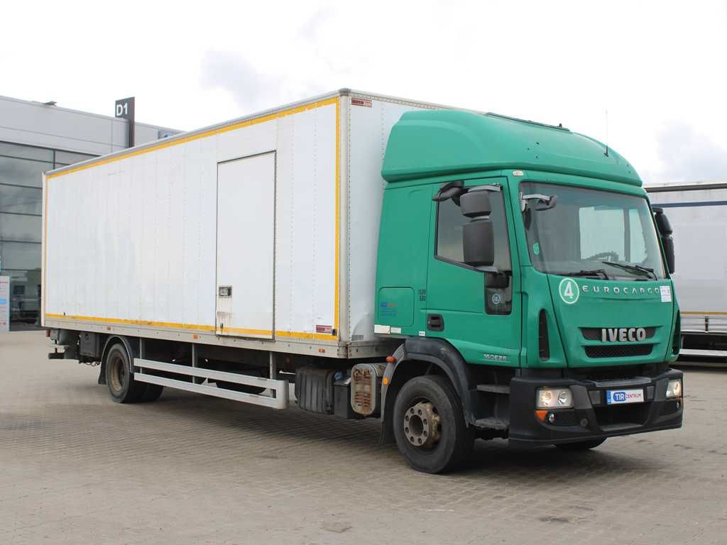 Iveco EUROCARGO ML 160E28, EURO 4, TAIL LIFT Iveco EUROCARGO ML 160E28, EURO 4, TAIL LIFT - Kamion sa zatvorenim sandukom: slika 2 Iveco EUROCARGO ML 160E28, EURO 4, TAIL LIFT Iveco EUROCARGO ML 160E28, EURO 4, TAIL LIFT - Kamion sa zatvorenim sandukom: slika 2