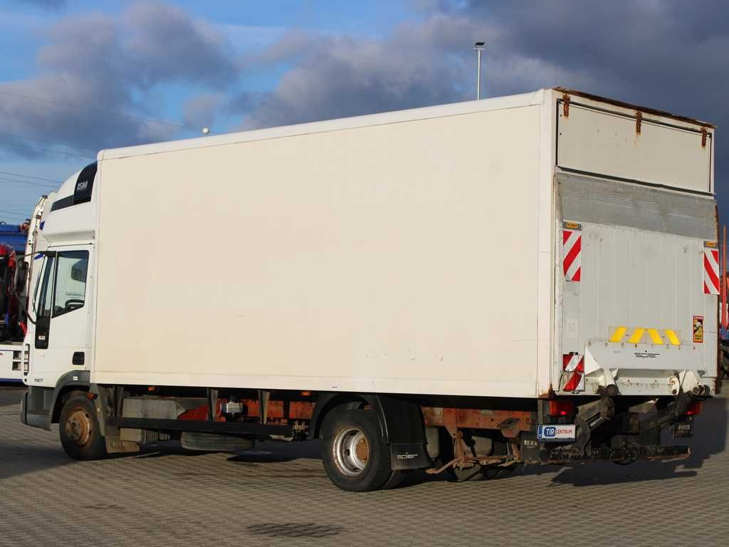 Iveco EUROCARGO ML75E17, TAIL LIFT, SLEEPING CABIN - Dostavno vozilo sa zatvorenim sandukom: slika 4 Iveco EUROCARGO ML75E17, TAIL LIFT, SLEEPING CABIN - Dostavno vozilo sa zatvorenim sandukom: slika 4