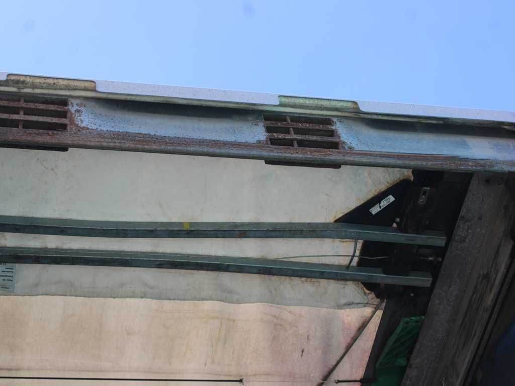 Poluprikolica sa ceradom Krone SD 04, LOWDECK, LIFTING AXLE, LIFTING ROOF: slika 9