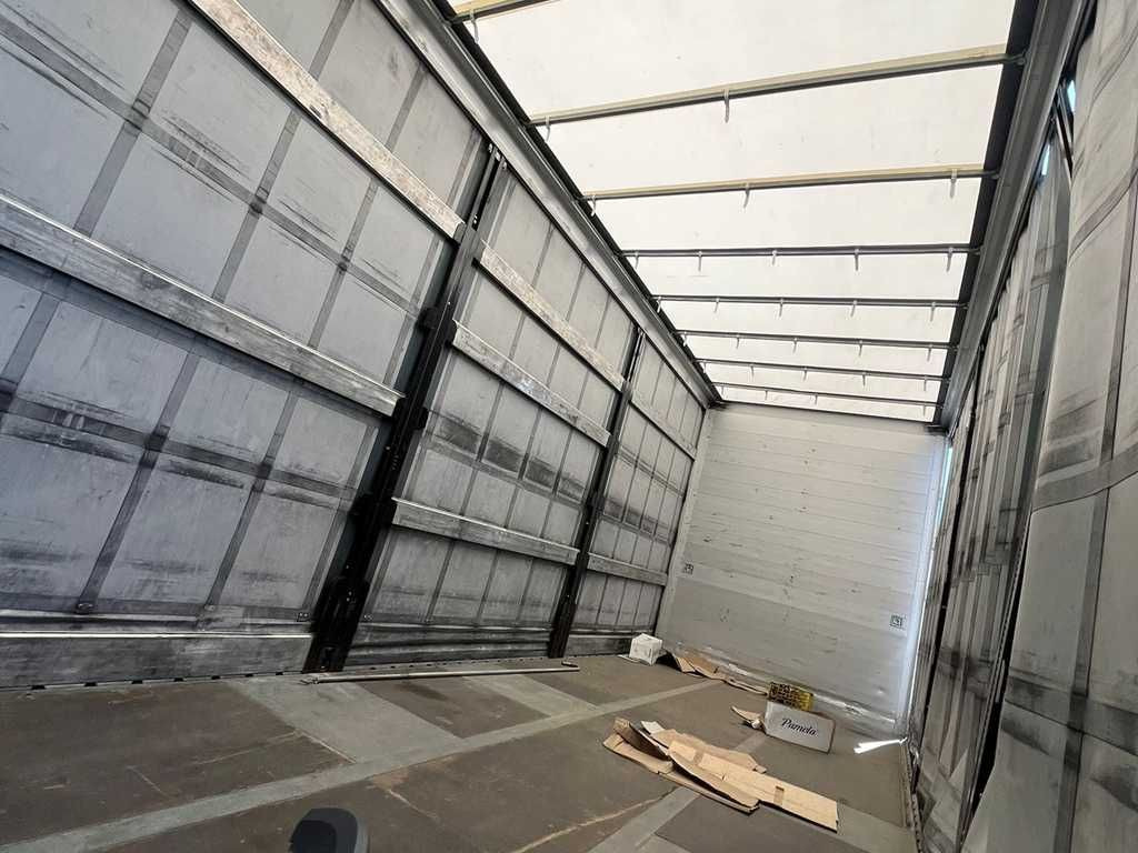 Mercedes-Benz Actros 2542, 6X2 - Kamion sa ceradom: slika 5 Mercedes-Benz Actros 2542, 6X2 - Kamion sa ceradom: slika 5