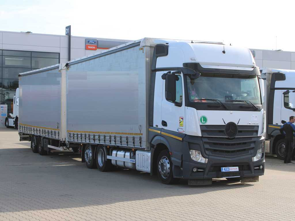 Mercedes-Benz Actros 2542, 6X2, LIFTING AXLE + PANAV TVK18M - Kamion sa ceradom: slika 3 Mercedes-Benz Actros 2542, 6X2, LIFTING AXLE + PANAV TVK18M - Kamion sa ceradom: slika 3