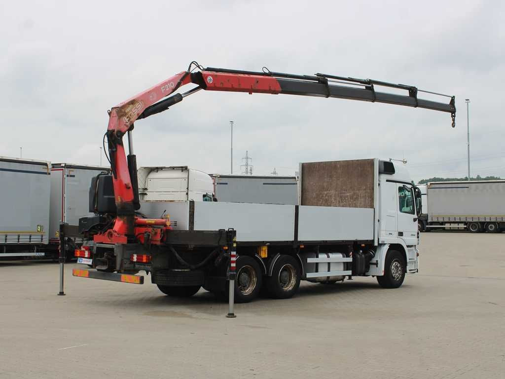 Mercedes-Benz Actros 2644, 6X4, EURO 4, CRANE FASSI F210 - Kamion sa tovarnim sandukom, Kamion sa dizalicom: slika 3 Mercedes-Benz Actros 2644, 6X4, EURO 4, CRANE FASSI F210 - Kamion sa tovarnim sandukom, Kamion sa dizalicom: slika 3