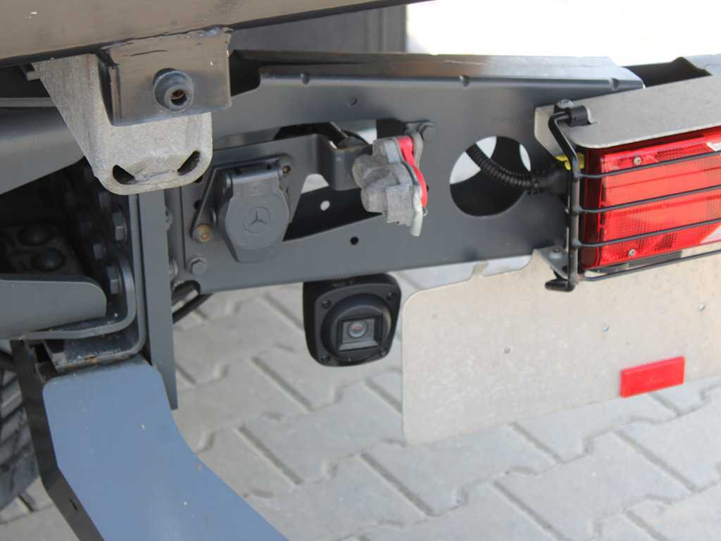 Kamion sa tovarnim sandukom, Kamion sa dizalicom Mercedes-Benz Arocs 2542, 6X2, EURO 6, SIDE PANEL, NAVIGATION, CAMERA, PALFINGER PK 24.001 SLD5: slika 7
