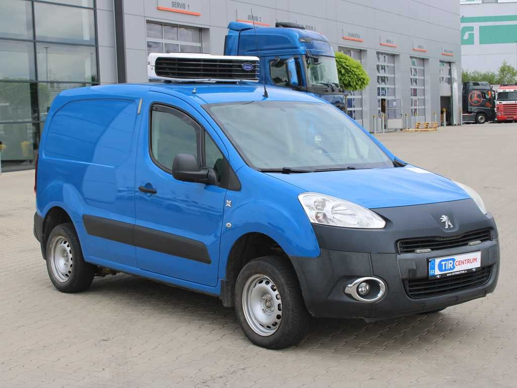 Peugeot PEUGEOT PARTNER, 4X4, CARRIER NEOS 100 - Dostavno vozilo hladnjača: slika 2 Peugeot PEUGEOT PARTNER, 4X4, CARRIER NEOS 100 - Dostavno vozilo hladnjača: slika 2