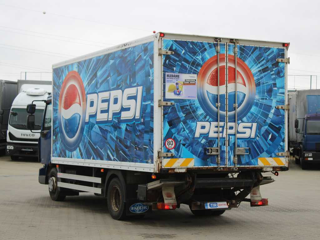 Renault MIDLUM 160.10, EURO 4, HYDRAULIC FRONT, TIRE 80% - Kamion sa zatvorenim sandukom: slika 5 Renault MIDLUM 160.10, EURO 4, HYDRAULIC FRONT, TIRE 80% - Kamion sa zatvorenim sandukom: slika 5